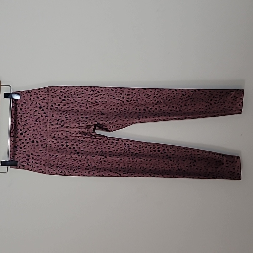 Beyond Yoga cheetah print high rise legging Sz XS